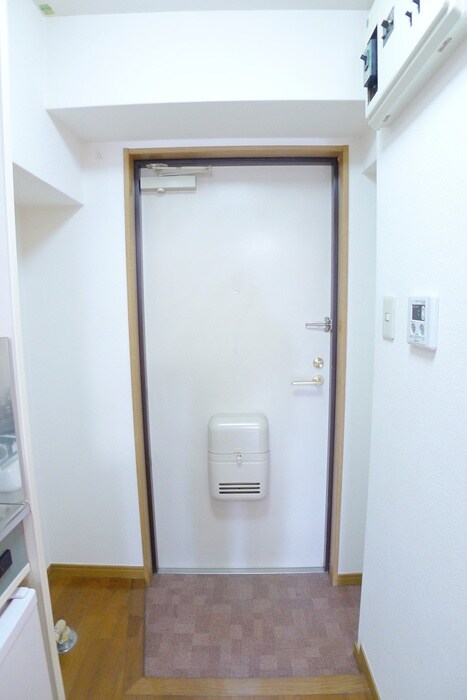物件内観写真21　(玄関)