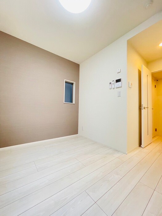 物件内観写真9　(居室)