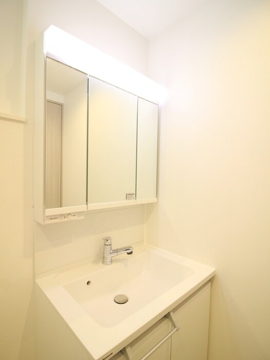 物件内観写真13　(洗面)