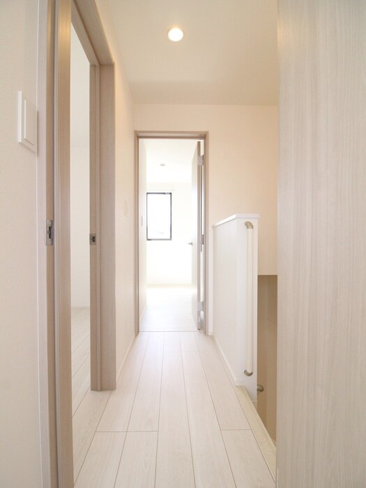 物件内観写真19　(廊下)