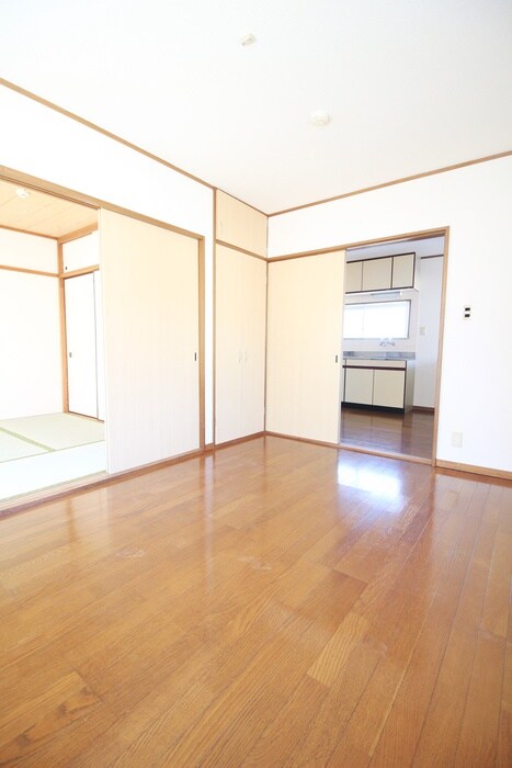 物件内観写真7　(居室)