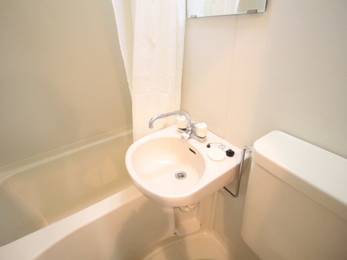 物件内観写真11　(洗面)