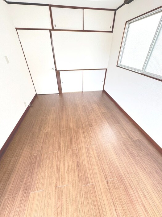 物件内観写真10　(居室)