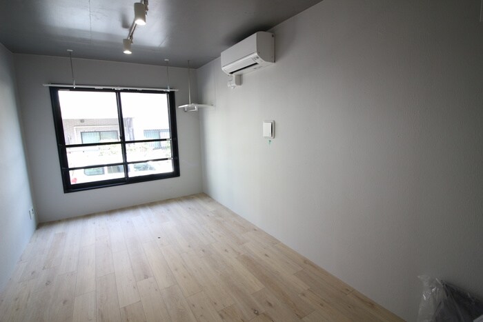 物件内観写真14　(居室)