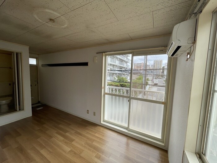 物件内観写真6　(居室)