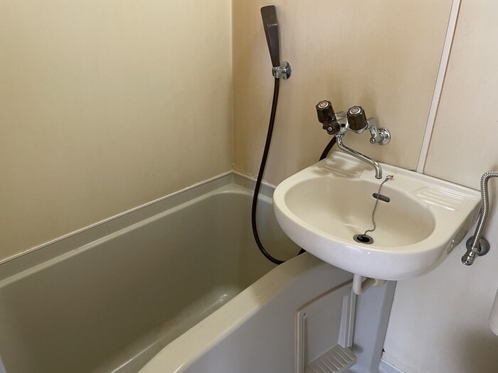 物件内観写真8　(バス／シャワールーム等)