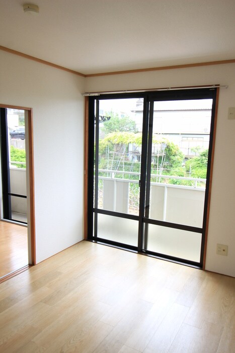 物件内観写真6　(居室)