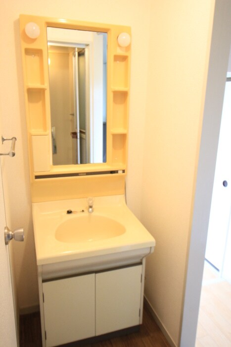 物件内観写真13　(洗面)