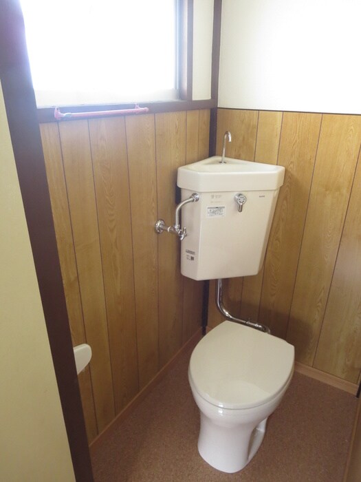 物件内観写真16　(トイレ)