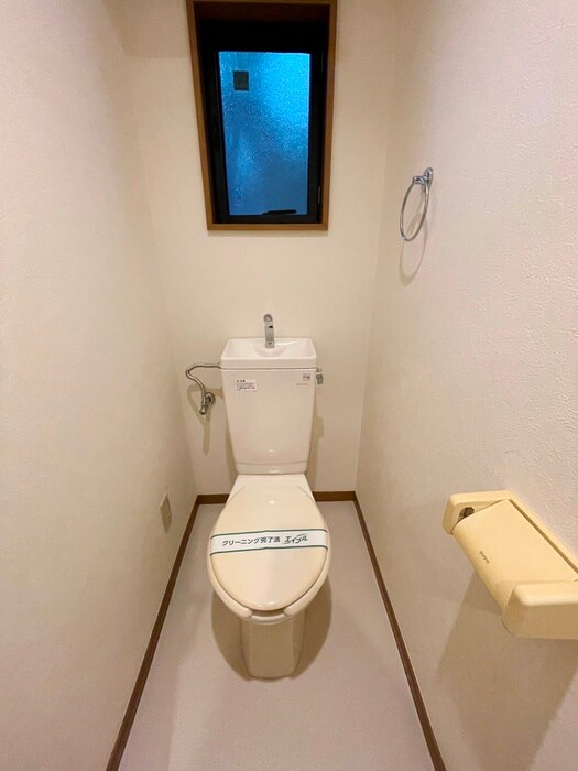 物件内観写真7　(トイレ)