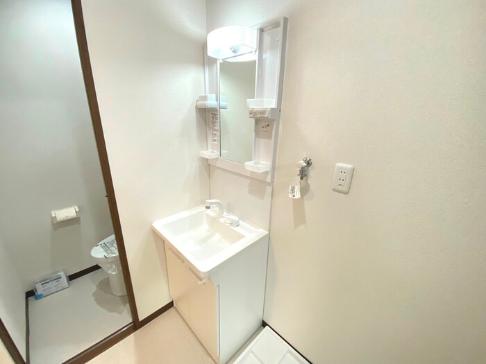 物件内観写真9　(洗面)