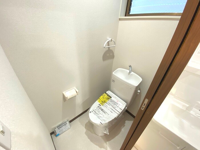 物件内観写真11　(トイレ)