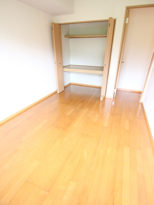 物件内観写真14　(居室)