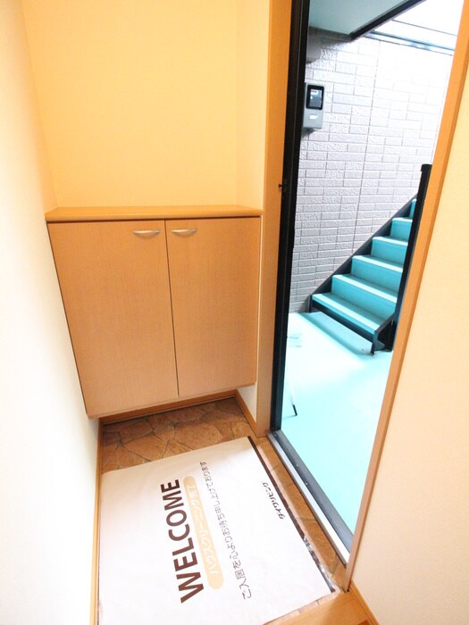 物件内観写真21　(玄関)