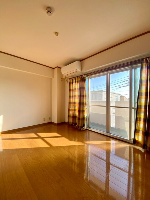 物件内観写真5　(居室)