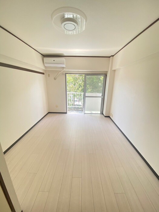 物件内観写真17　(居室)