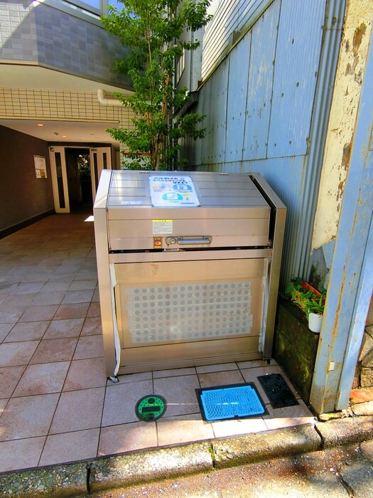 物件外観写真6　(建物設備)