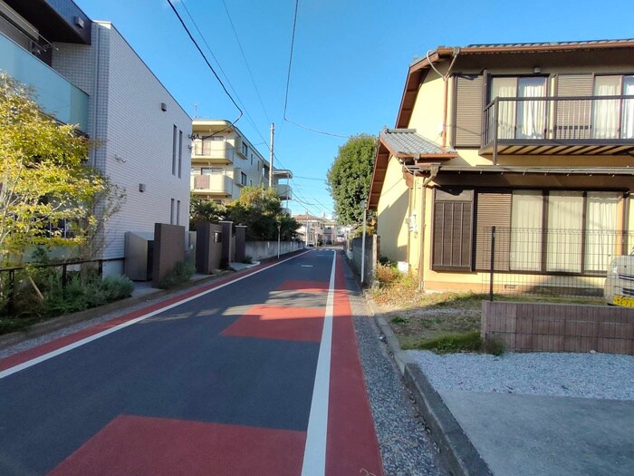 物件外観写真3　(周辺環境)