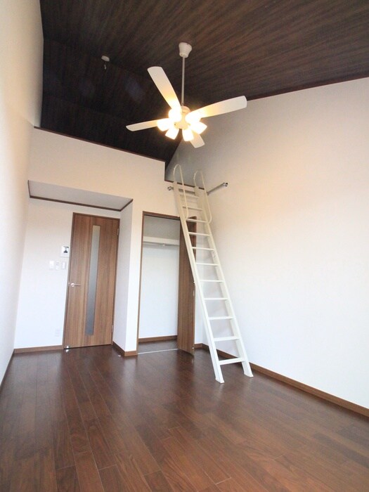 物件内観写真8　(居室)