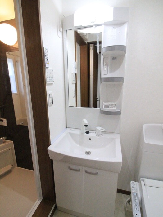 物件内観写真13　(洗面)