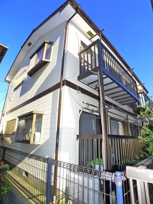 物件外観写真4　(エントランス部分)