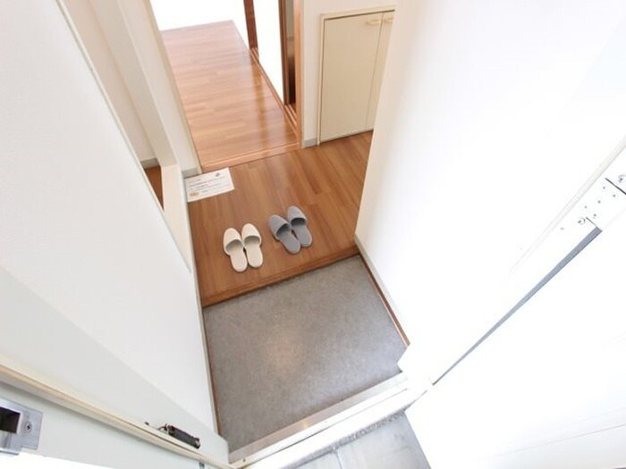 物件内観写真20　(玄関)