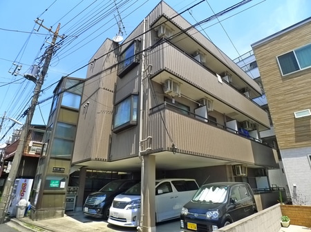 カ－サ２３外観写真