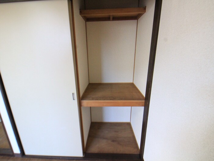 物件内観写真15　(収納)