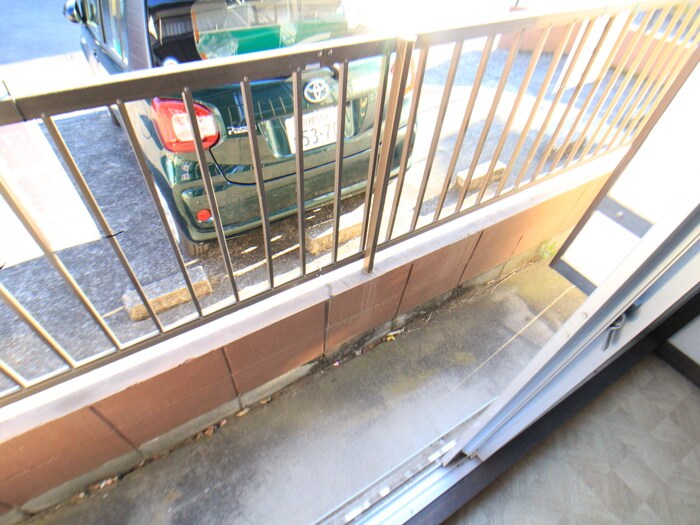 物件内観写真18　(室内からの展望)