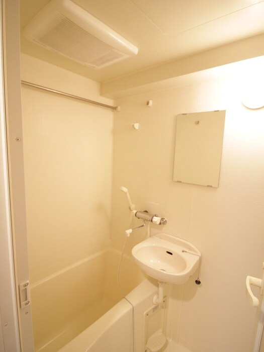 物件内観写真11　(バス／シャワールーム等)