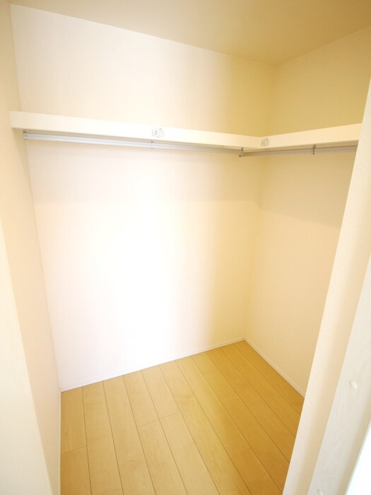 物件内観写真9　(収納)