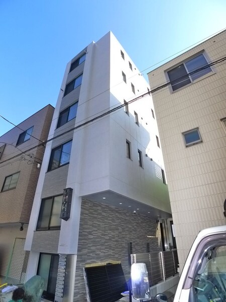 SUN VALLEY日本橋永代通り外観写真
