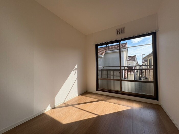 物件内観写真7　(居室)