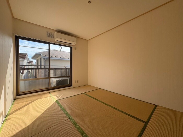 物件内観写真8　(居室)