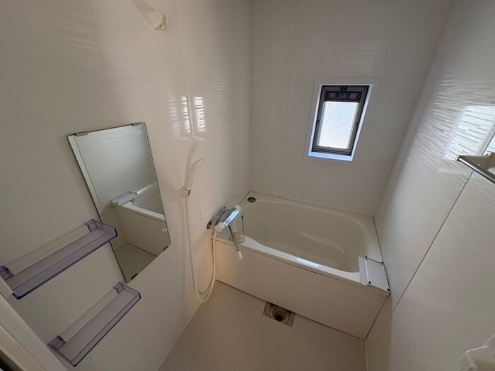 物件内観写真13　(バス／シャワールーム等)