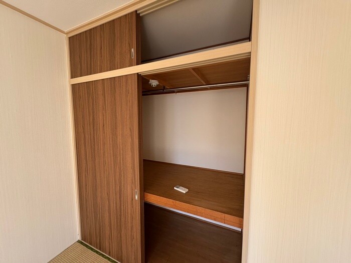 物件内観写真18　(収納)