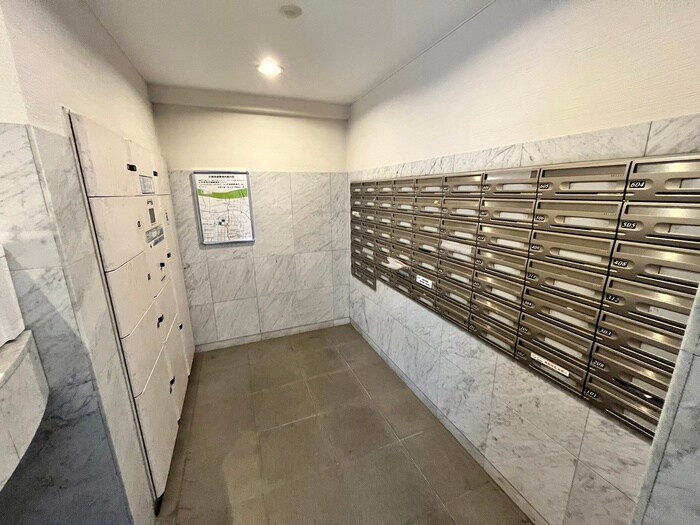 物件外観写真6　(建物設備)