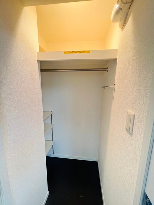物件内観写真14　(収納)