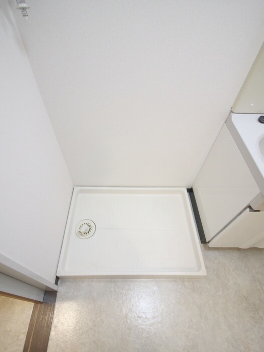 物件内観写真18　(洗濯機置場)