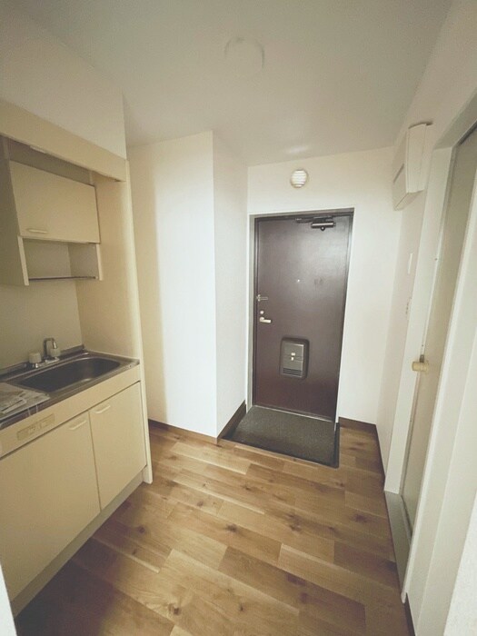 物件内観写真20　(廊下)