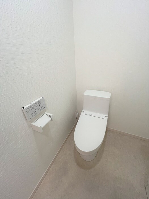 物件内観写真11　(トイレ)