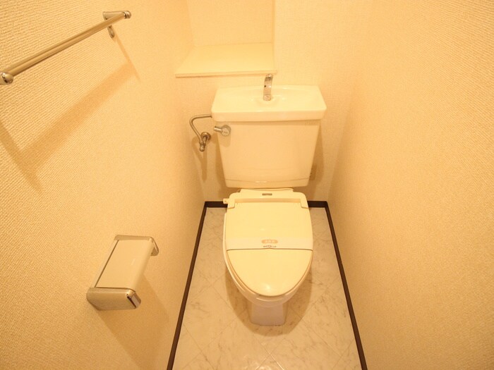 物件内観写真14　(トイレ)