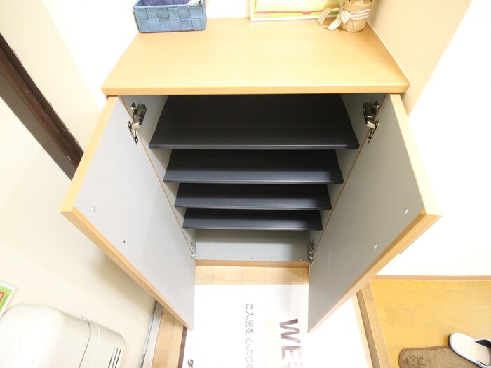 物件内観写真15　(靴箱)