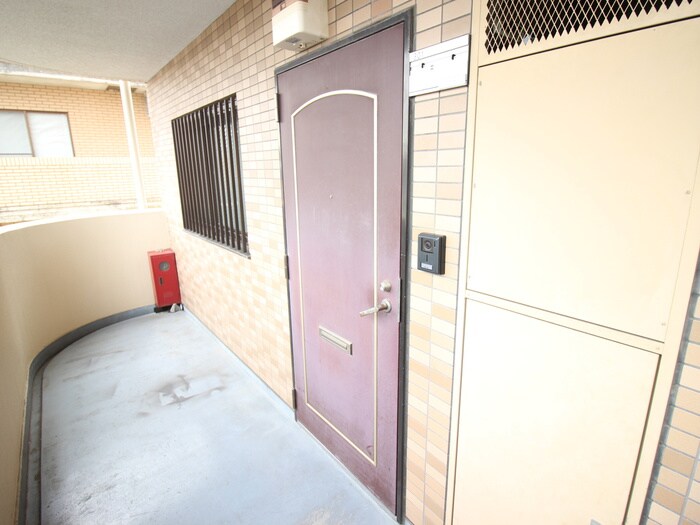 物件内観写真22　(玄関)