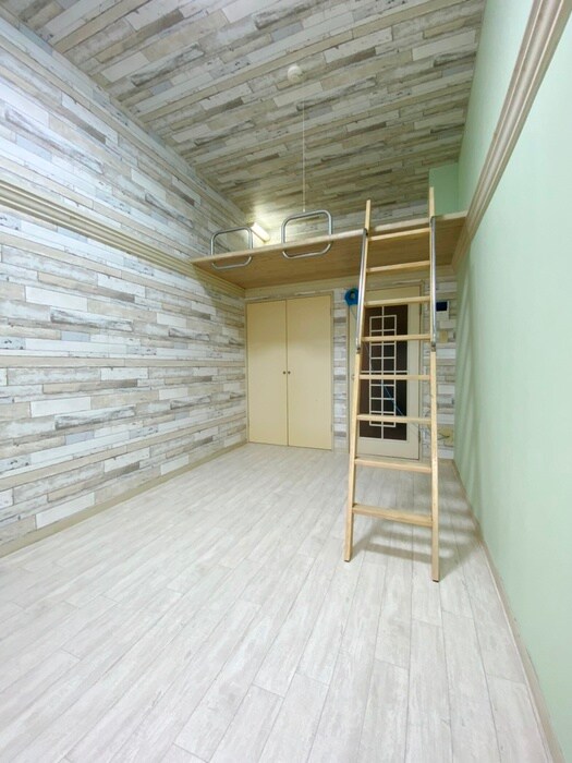 物件内観写真8　(居室)