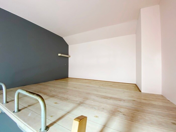 物件内観写真9　(ロフト)