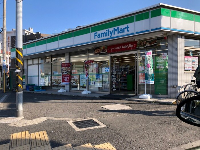 ファミリーマート