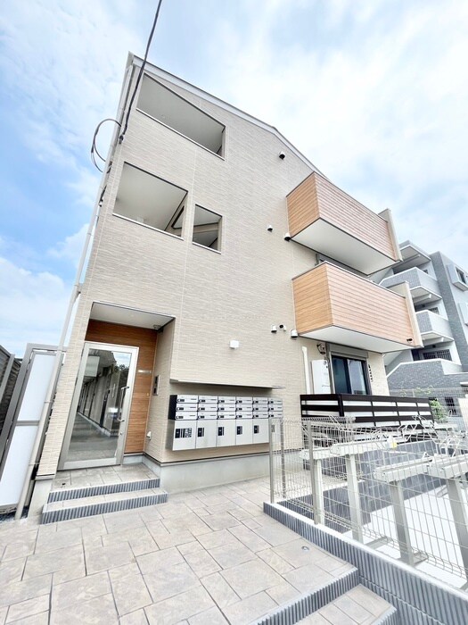 物件外観写真1　(外観写真)