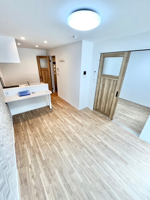 物件内観写真8　(居室)