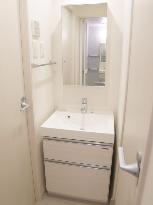 物件内観写真11　(洗面)